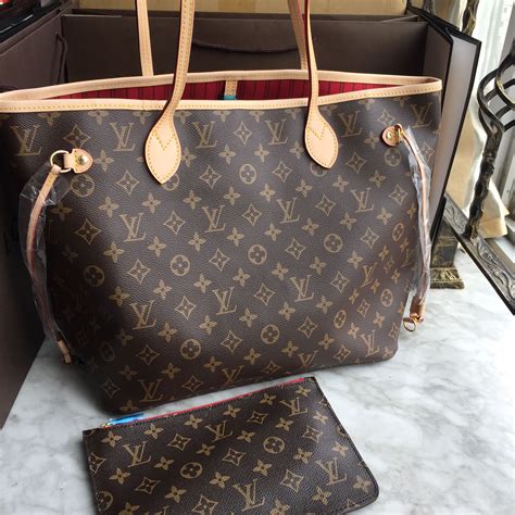 louis vuitton purse red inside